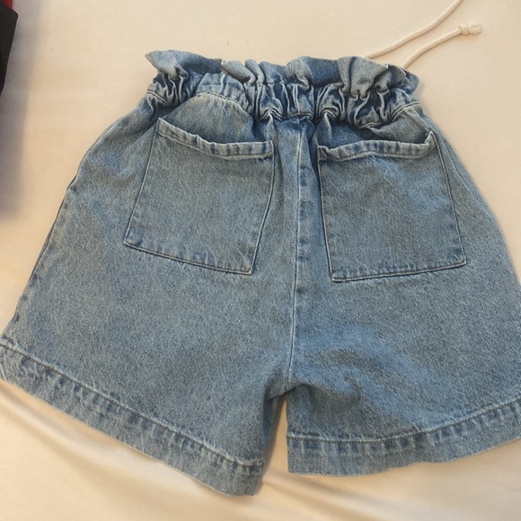 Womens Jean shorts with drawstring - Picture 2 of 3